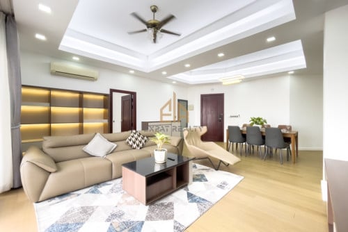3 Bedroom Services Apartment for rent- BKK1 -Phnom Penh.