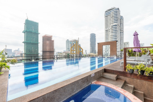 3 Bedroom Services Apartment for rent- BKK1 -Phnom Penh.