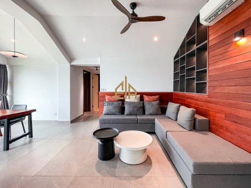 3 Bedroom Services Apartment for rent- Tonle Basac -Phnom Penh.