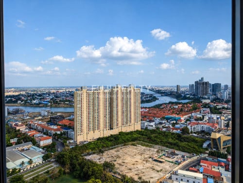 3-Bedroom Unit Converted into a Spacious 1-Bedroom Layout | The Penthouse Residence!