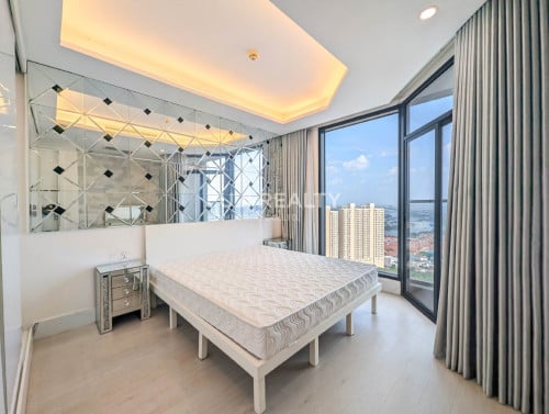 3-Bedroom Unit Converted into a Spacious 1-Bedroom Layout | The Penthouse Residence!