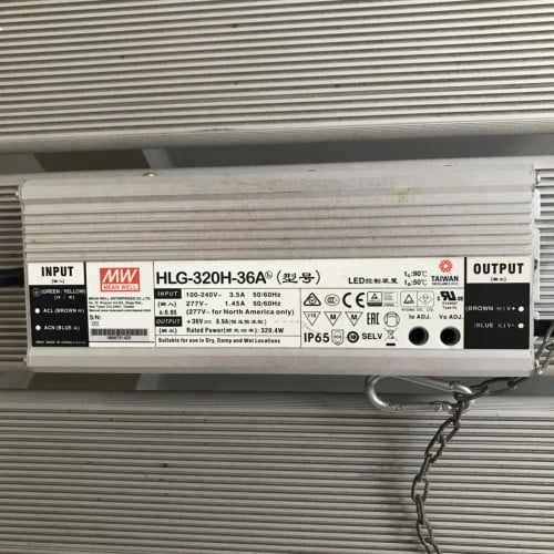 320W LED Grow Light – Adjustable, Full Spectrum, Mean Well Driver