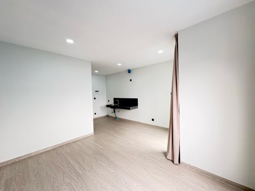 Apartment near IU School Sen Sok