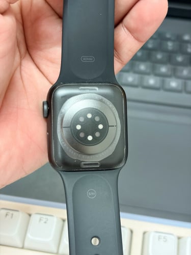 Apple Watch 6 40mm condition 99.99% ធានាម៉ាស៊ីនថ្មីមិនដែលដោះ