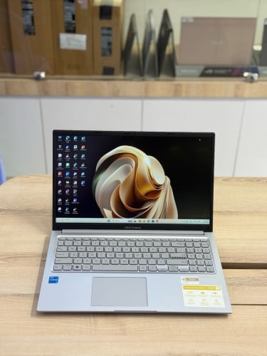 ASUS Vivobook X1504VA ស្អាត99%