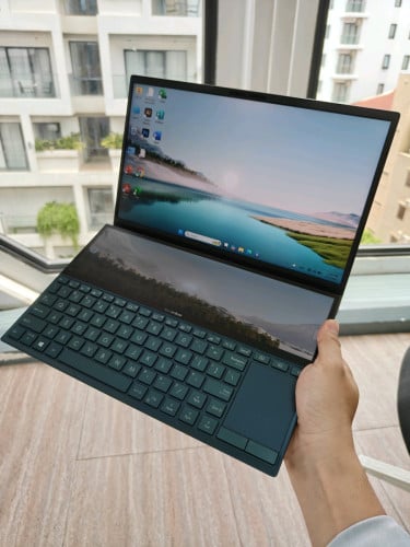 ASUS ZenBook Duo Core i7-10510U