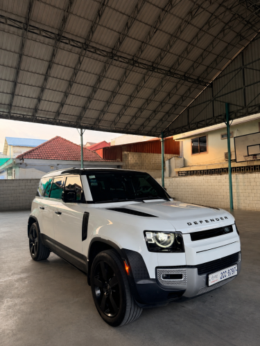 Defender 110 HSE V6 សាំង Full Option 2020