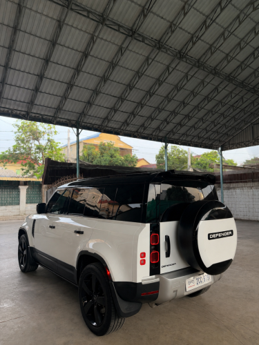 Defender 110 HSE V6 សាំង Full Option 2020
