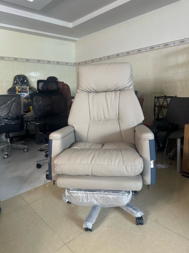 Executive chair available in stock