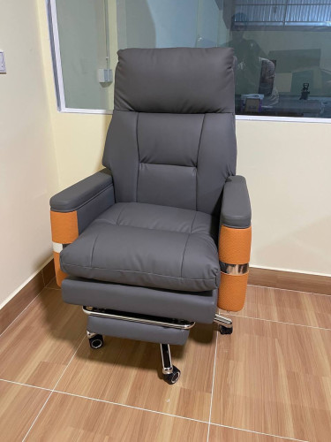 Executive chair available in stock