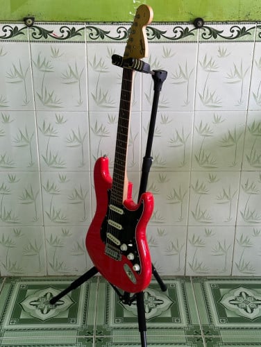 Fender Squier Stratocaster Affinity with bags