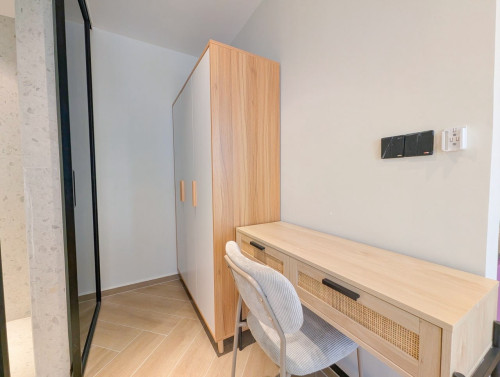 Fully Furnished 1bedroom urgent sale at Time Square 5