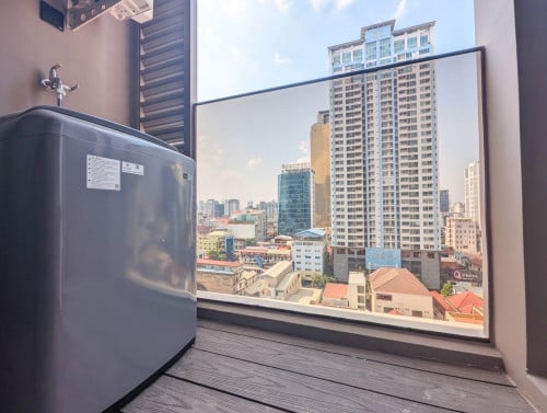 Fully Furnished 1bedroom urgent sale at Time Square 5