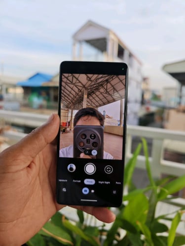 Google Pixel7 8g/128g(វៃដូរបាន)👉$175