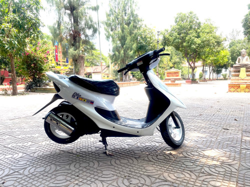 Honda Dio ZX លក់