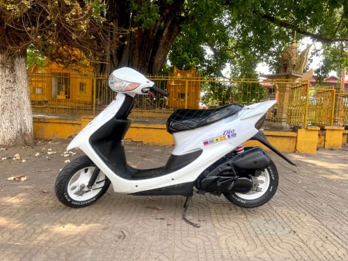 Honda Dio ZX លក់
