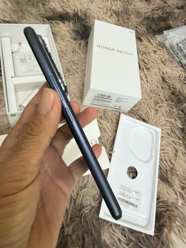 Honor X400 pro 12G 512G 98.99% 389$