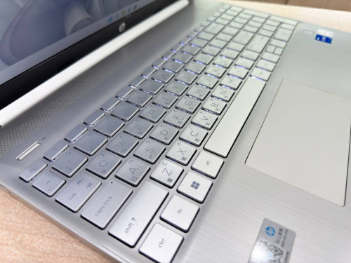 HP 15s CPU i5-1235U l RAM 8GB l SSD 512GB M.2 (Second Hand)