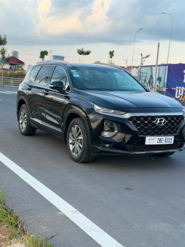 Hyundai Santafe year 2019