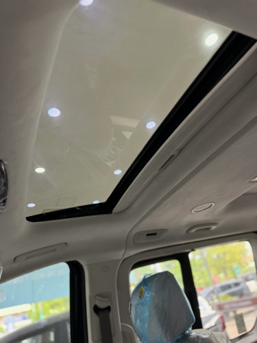 HYUNDAI STARIA lounge