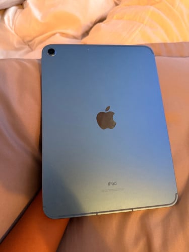 iPad 10th generqtion blue
