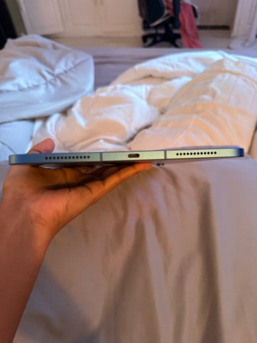 iPad 10th generqtion blue