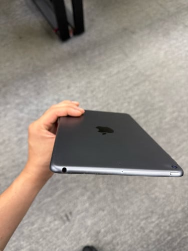 iPad mini5 condition 98% ប្រើsmooth លក់ធូរៗ