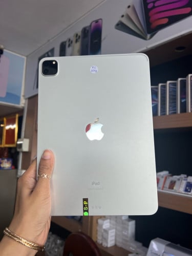 iPad Pro M1 256G WiFi 569$