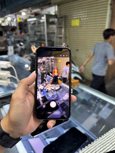 Iphone11proតូច 64G Sim2 ESIM ម៉ាសុីនអេក្រង់ស្រុីន