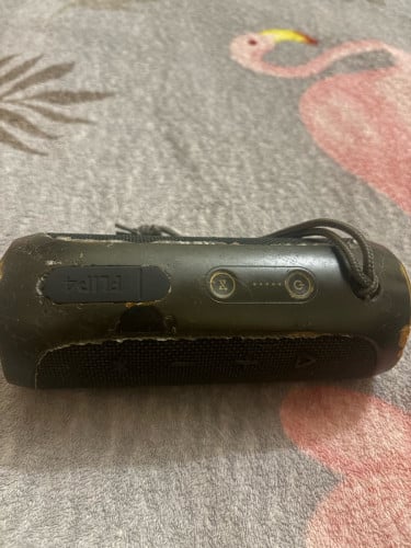 Jbl flip 4 សំណុំសុិន​ ខ្សែសាកសុិន​ តម្លៃ35$