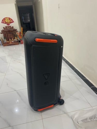 JBL party 710 Full set $699