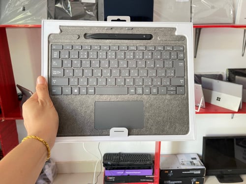 Keyboard Surface Pro 8,9,10…