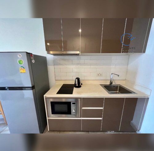 Kouk Champagne Studio for rent