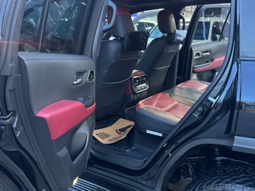 LandCruiser GR-SPORT 2022 Full Options១ទឹក 20000kmជាង នៅថ្មីណាស់ ថ្នាំស្សុីន ១ជុំ