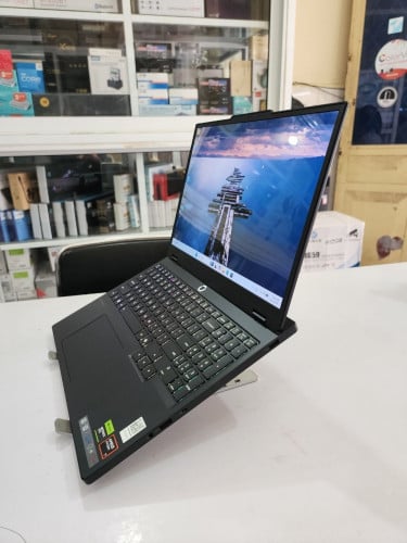 LENOVO 83M0