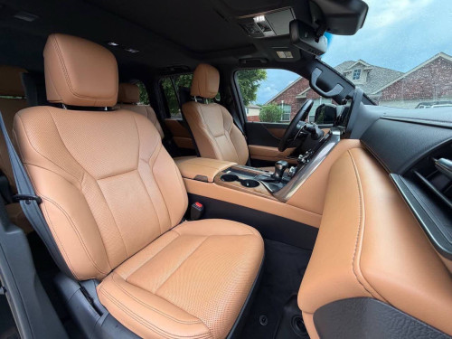 Lexus Lx600 KURU Black Edition 2023 ក្រដាសពន្ធ • ប្រភេទ មេឡាន ( ទឹកថ្នាំស្សុីន 100% ) មកដល់ 22/06/26