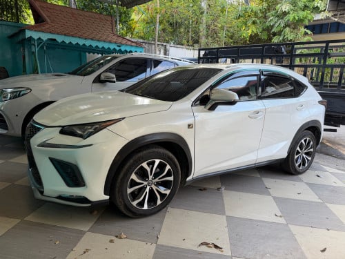 Lexus NX 300 2018 Full