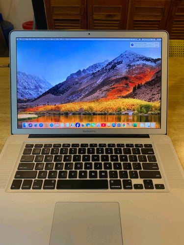 MacBook Pro 2011 8G SSD 1TB វ៉ៃដូរក៏បាន