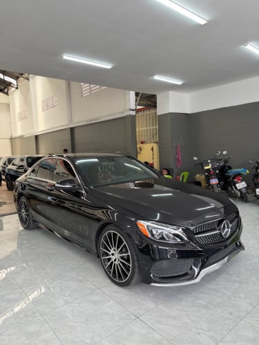 Mercedes Benz C300 AMG Package ក្នុងCherry🍒