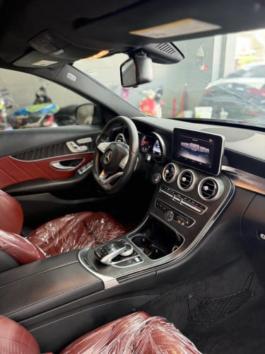 Mercedes Benz C300 AMG Package ក្នុងCherry🍒