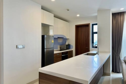 Modern 2 Bedrooms Apartment for RENT near BKK1 with Gym and Pool