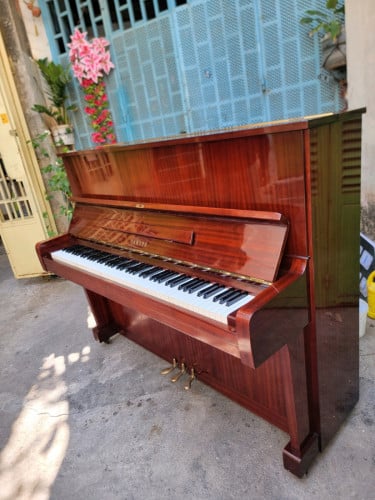 Piano Yamaha U1 Nippon Gakki