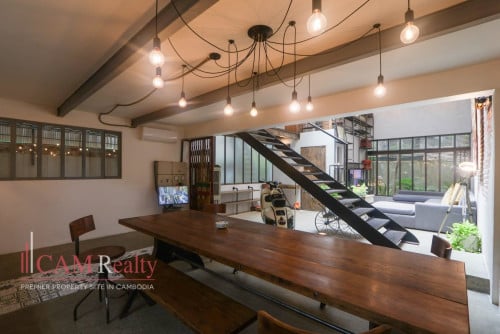 Renovated 3 Bedroom Townhouse For Rent in Tonle Basak