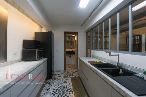 Renovated 3 Bedroom Townhouse For Rent in Tonle Basak