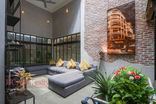Renovated 3 Bedroom Townhouse For Rent in Tonle Basak