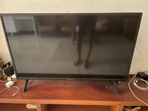 Sell pioneer tv 32 inch