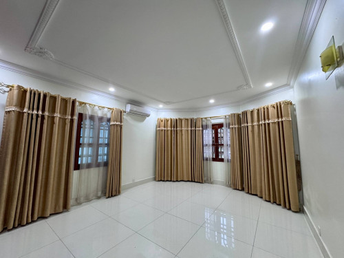 VILLA FOR RENT AT BKK1, PHNOMPENH