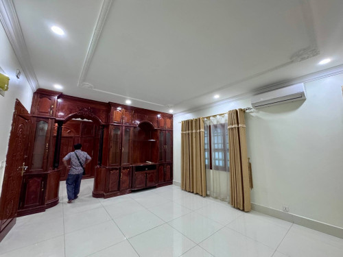 VILLA FOR RENT AT BKK1, PHNOMPENH