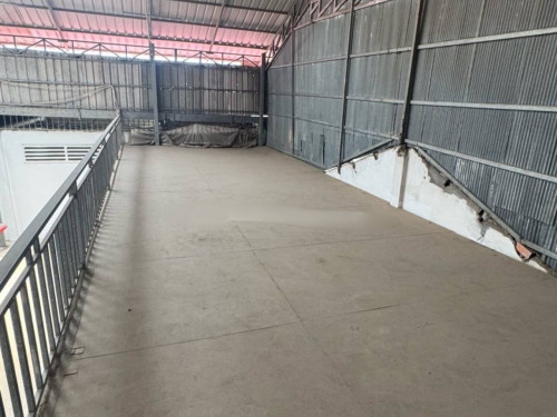Warehouse for rent