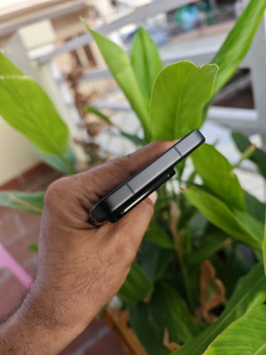 Xiaomi 15 12g/256g_CH(វៃដូរបាន)👉$375